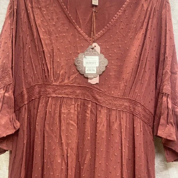 Knox Rose Rose Midi Dress - Picture 2 of 8